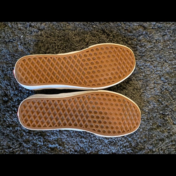 Maroon Vans - Picture 3 of 4